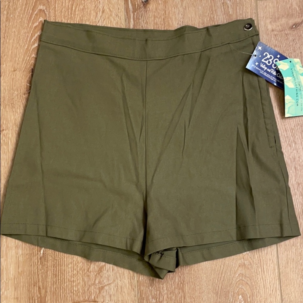 Olive Rock Steady shorts